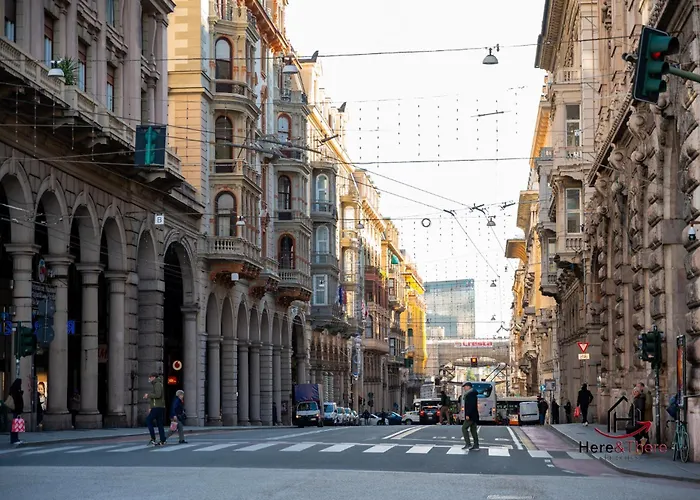 Genoa Centre Porto Antico 7Min • Trains 4Min
