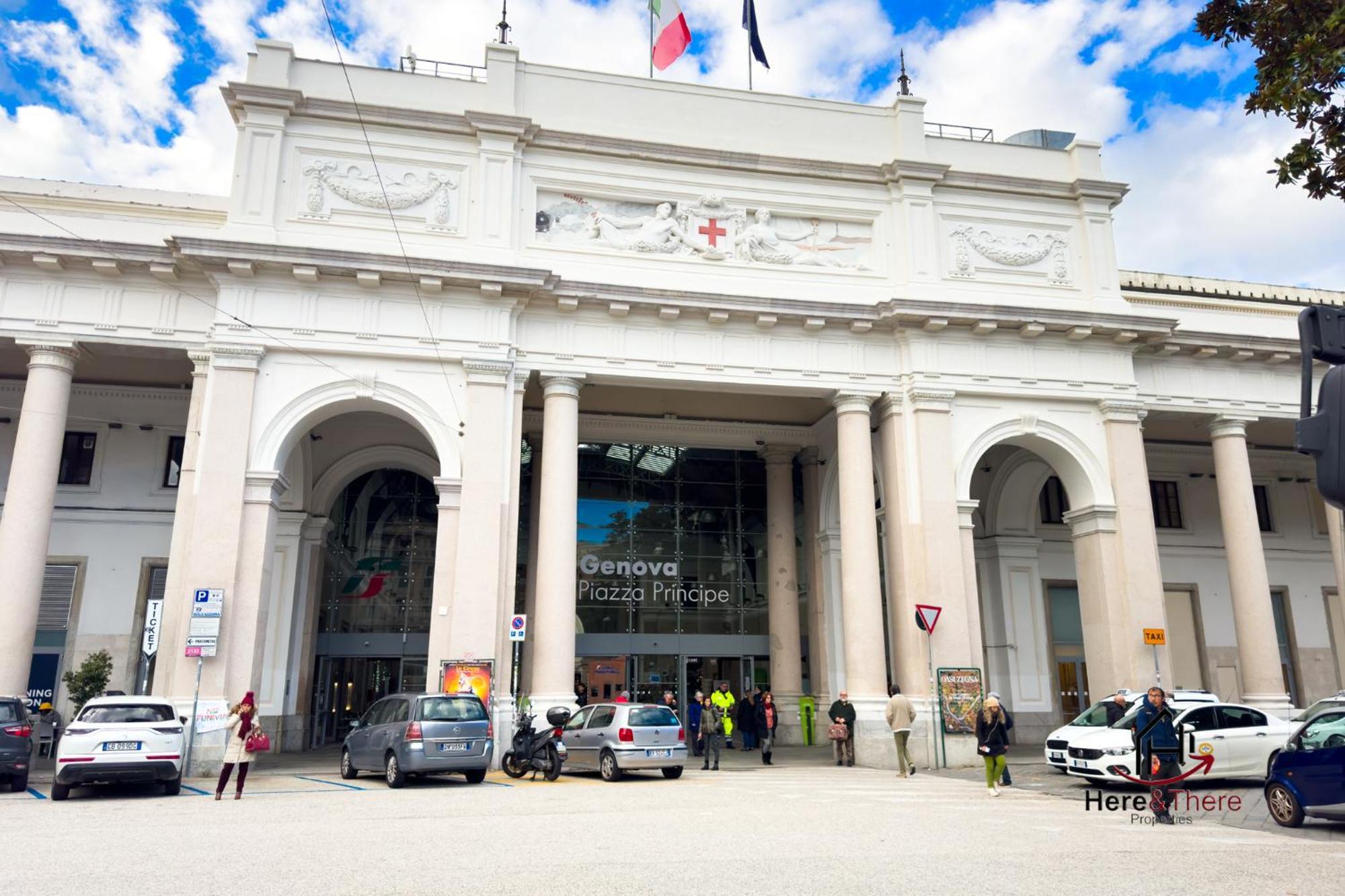 Apartment Centre Porto Antico 7min • Trains 4min *